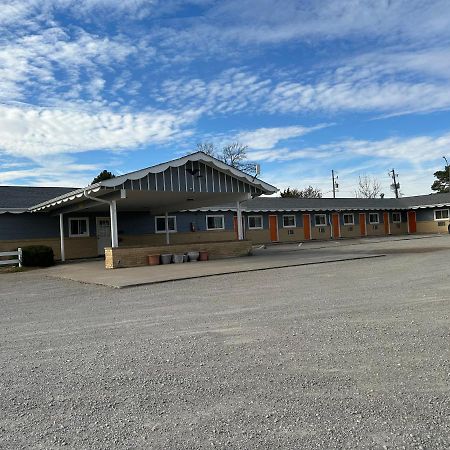 Royal Rest Motel Chariton Екстер'єр фото