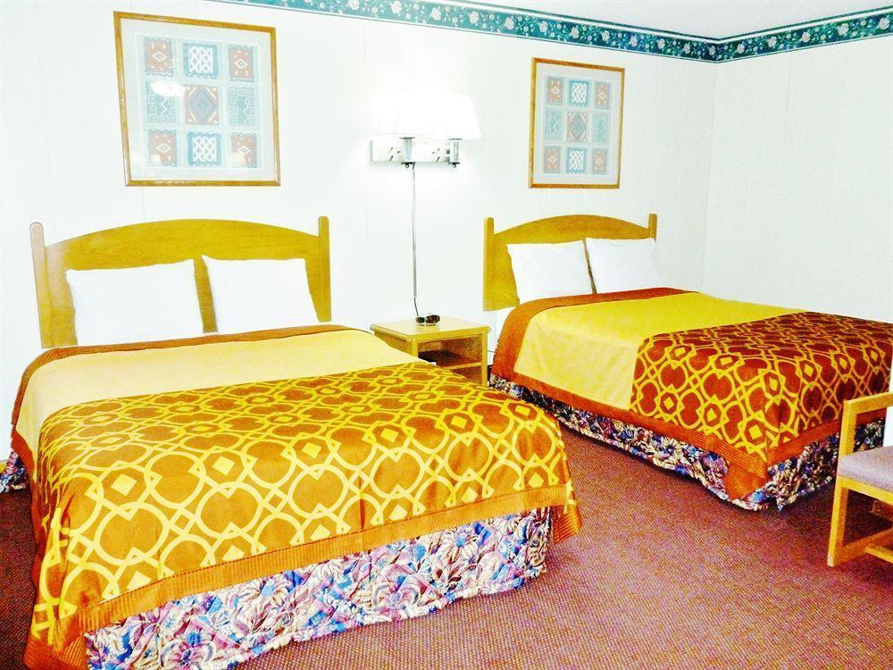 Royal Rest Motel Chariton Екстер'єр фото