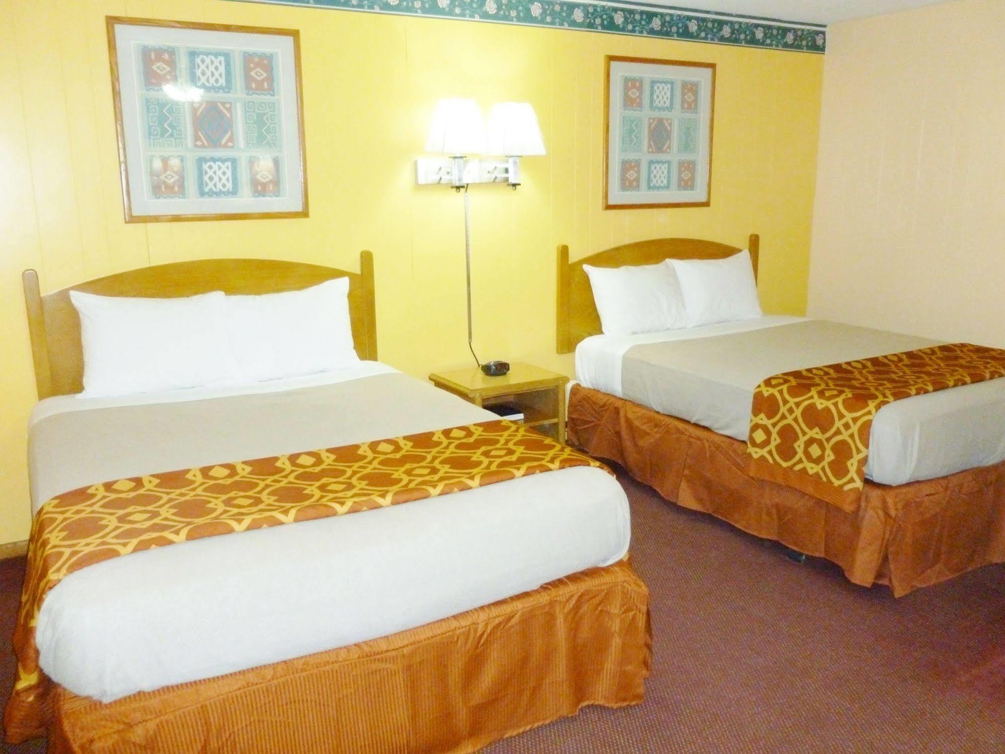 Royal Rest Motel Chariton Екстер'єр фото