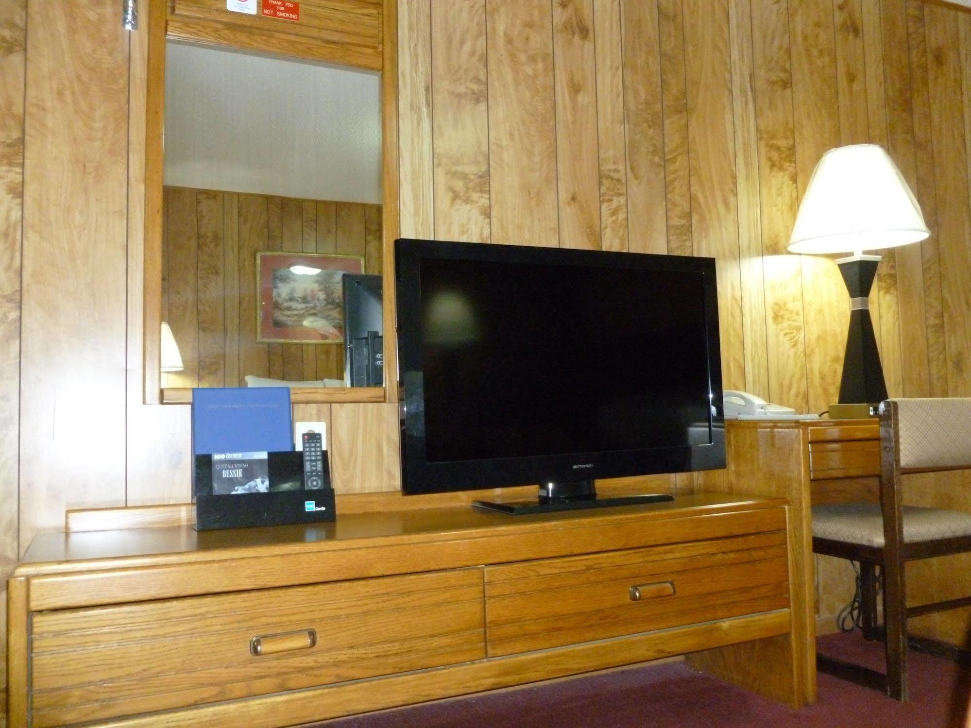 Royal Rest Motel Chariton Екстер'єр фото